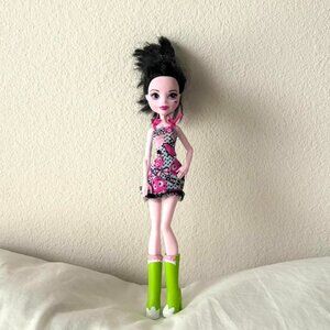2015 Monster High Draculaura Doll - Used Condition